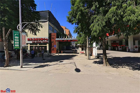 市中区湖西景苑B区4室3厅2卫174平米